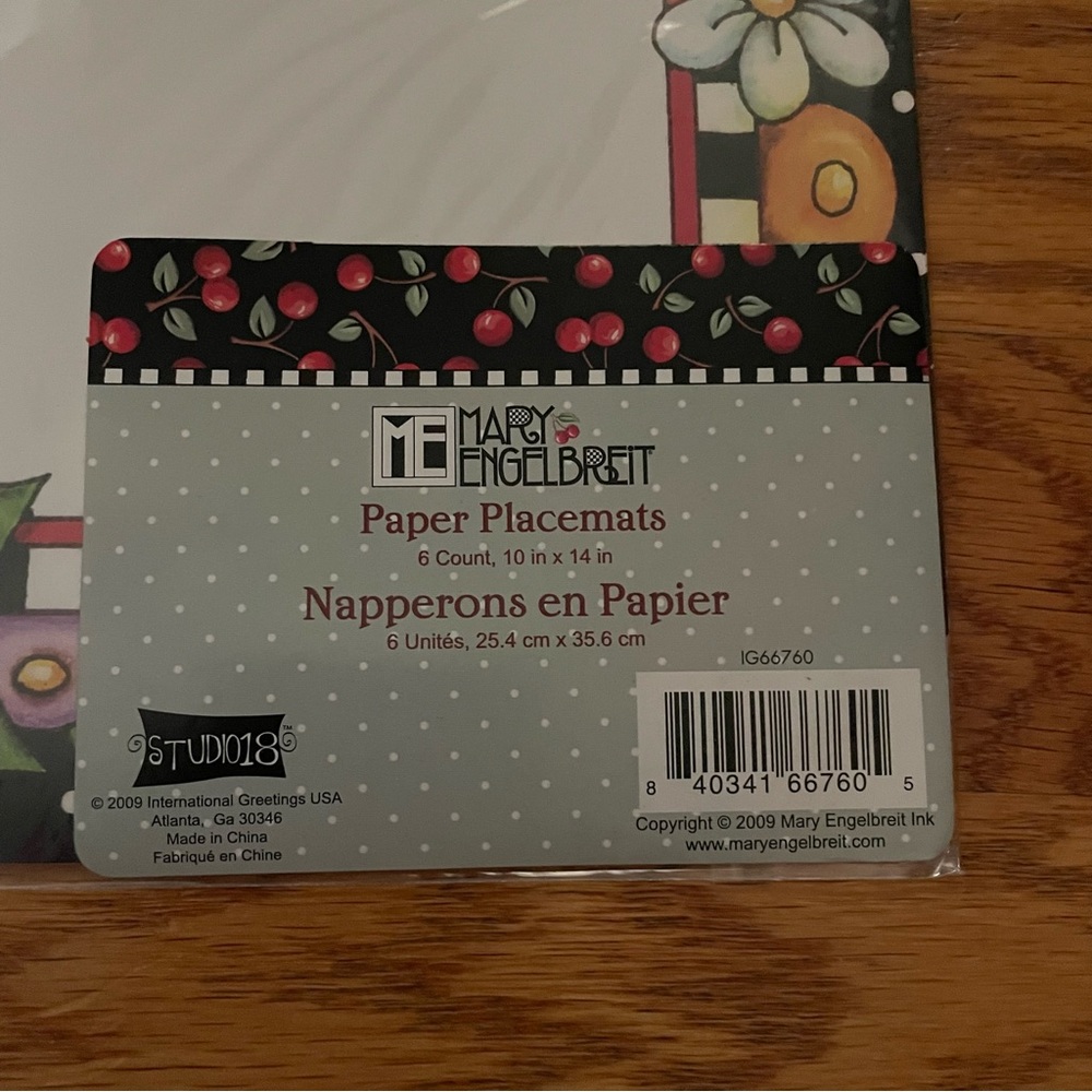 Paper Placemats by Mary Engelbreit - one pack is missing a mat - Picture 2 of 5